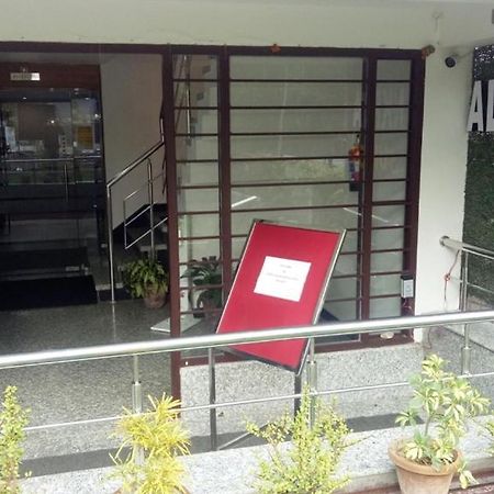 Alankrita Suites & Party Halls Meerut Exterior photo